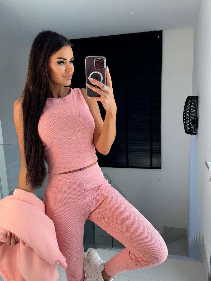 Ensemble vêtements de sport et vêtements de yoga trois pièces femme - (débardeur, legging, sweat à capuche)