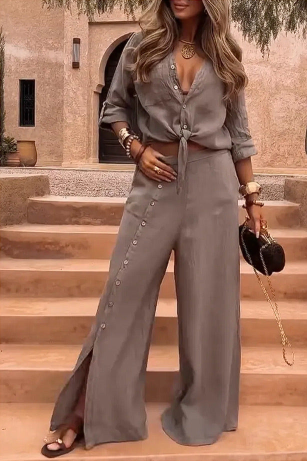 Costume de couleur unie à revers et boutons fendus femme